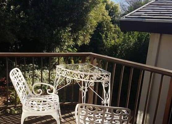 A' Queenslin Guesthouse 1
