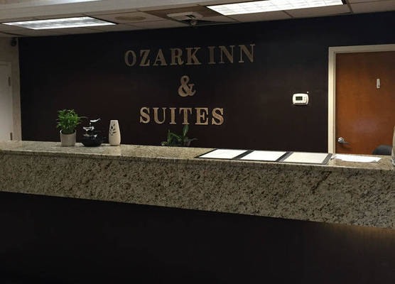 Days Inn by Wyndham Ozark 1