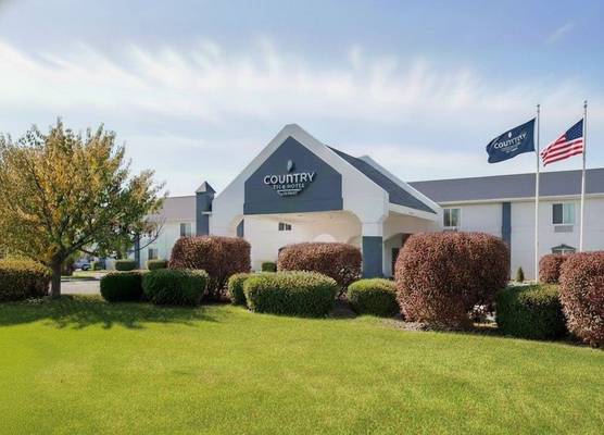 Country Inn & Suites by Radisson, Battle Creek, MI 1