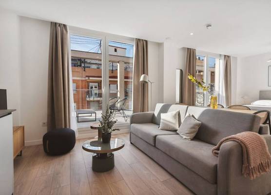 Limehome Valencia Carrer del Pare Palau 1
