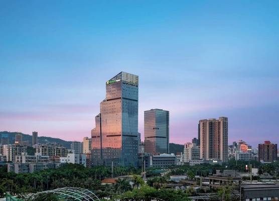 Holiday Inn Express Zhuhai Gongbei by IHG 1