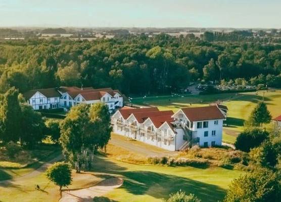 Lydinge Resort 1