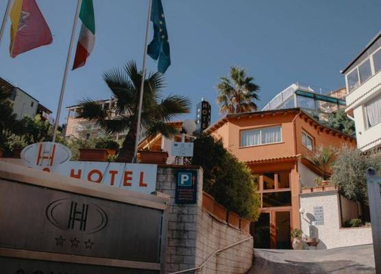 Halykos Hotel 1