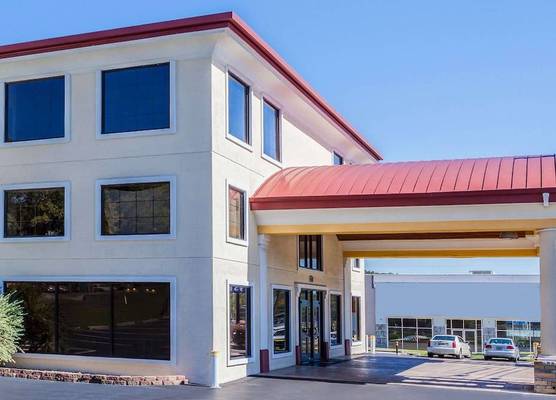 Days Inn by Wyndham Dalton 1