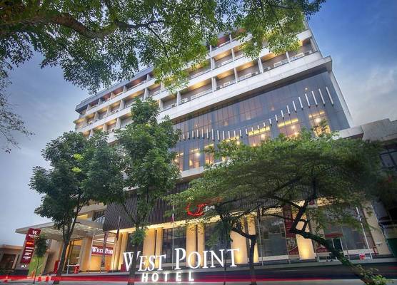 West Point Hotel 1