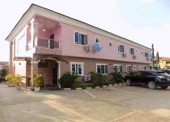 De Fellas Palace Hotel & Suites 1