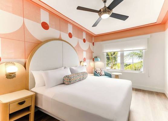 Waldorf Towers South Beach 1
