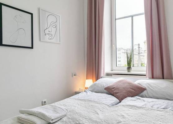 Cozy Room Shared Apt Millennium Tower 1