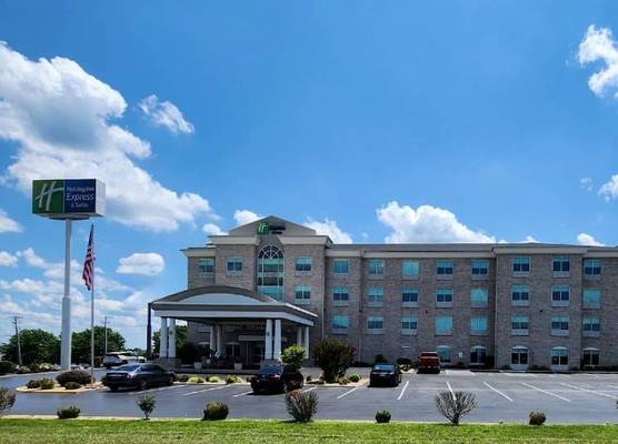 Holiday Inn Express & Suites SOMERSET CENTRAL by IHG 1