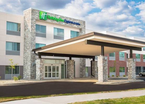 Holiday Inn Express & Suites ROCK FALLS by IHG 1