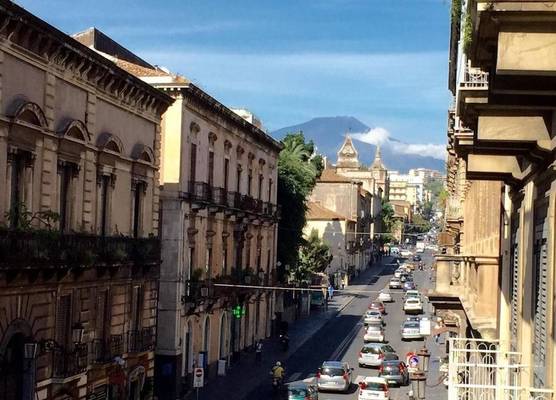 ETNEA 454 Catania Luxury Rooms 1