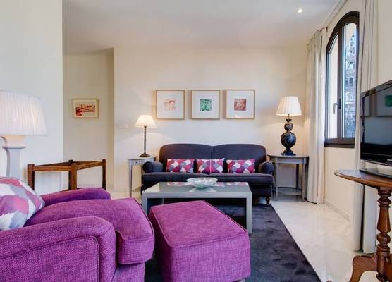 Suites Murillo Alcázar 1