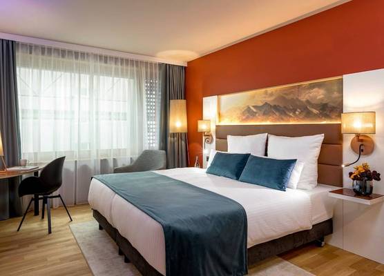 Leonardo Hotel Zurich Airport 1
