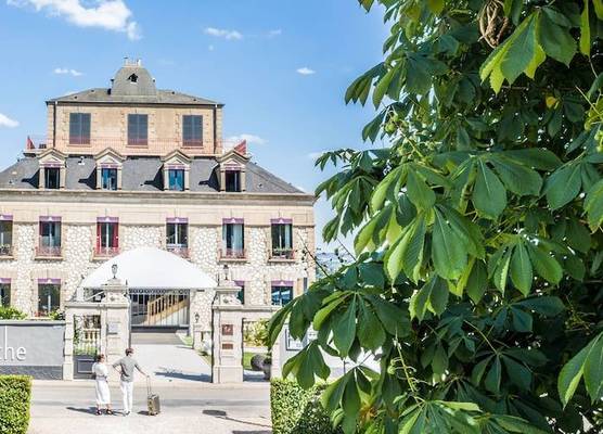 Domaine De La Corniche 1
