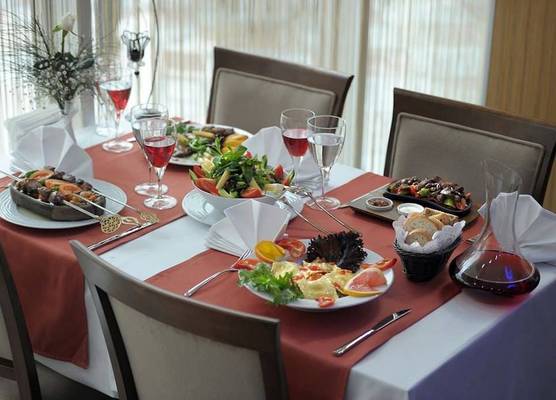 Rhiss Hotel Bostanci 1