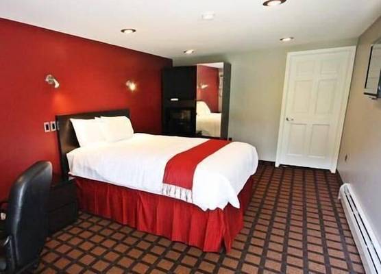 The Anuva Hotel 1