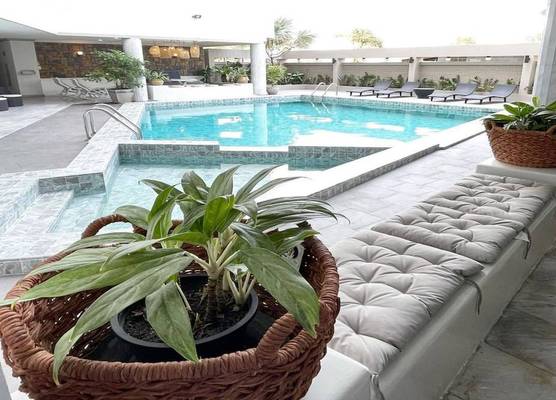 Garden Paradise 1