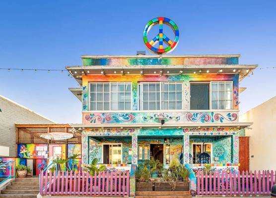 Samesun Ocean Beach Hotel & Hostel 1