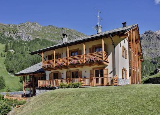 Ellex Eco Hotel 1