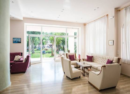 Three Stars Beach Hotel 1