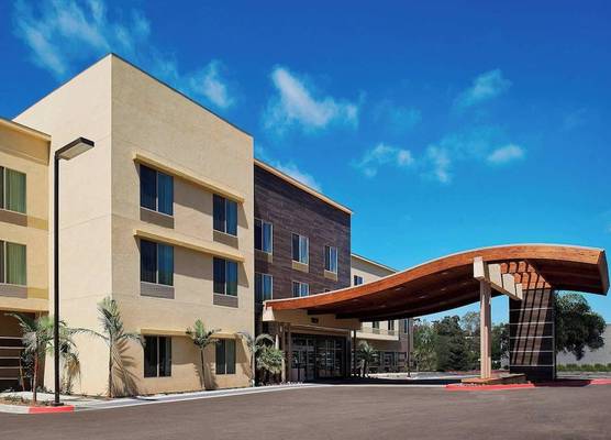 Fairfield Inn & Suites by Marriott San Diego Carlsbad 1