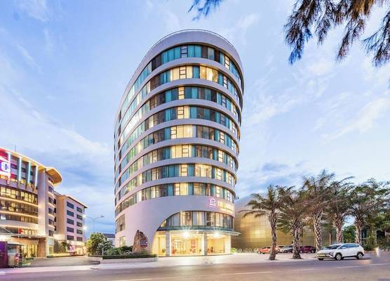 DIC Star Landmark 1