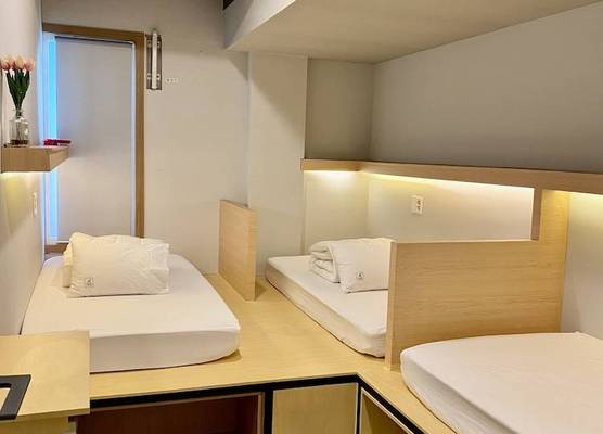 Elephant Hostel Nampo 1