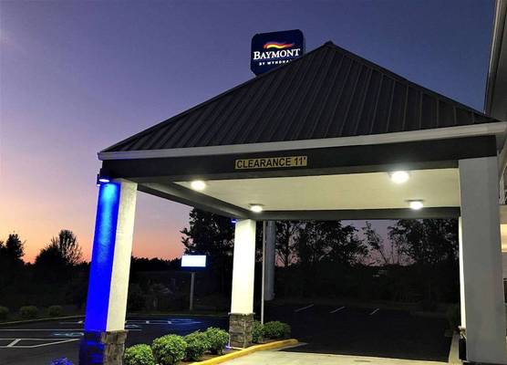 Baymont by Wyndham Adairsville 1