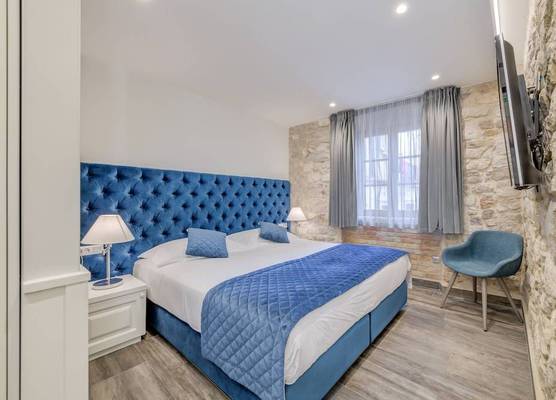 Mint Luxury Rooms 1