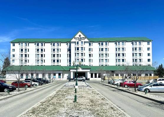 Divya Sutra Plaza and Conference Centre Calgary Airport 1