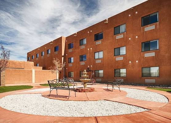 Best Western Territorial Inn & Suites 1