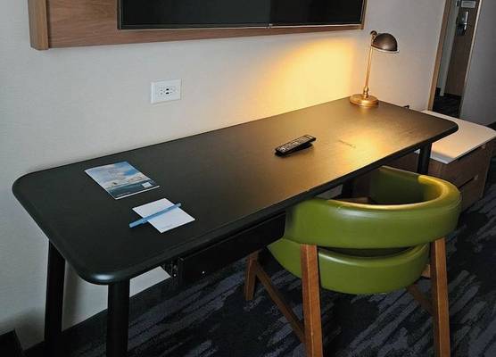 Fairfield Inn & Suites by Marriott Athens 1