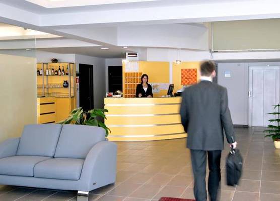 Dama Hotel 1
