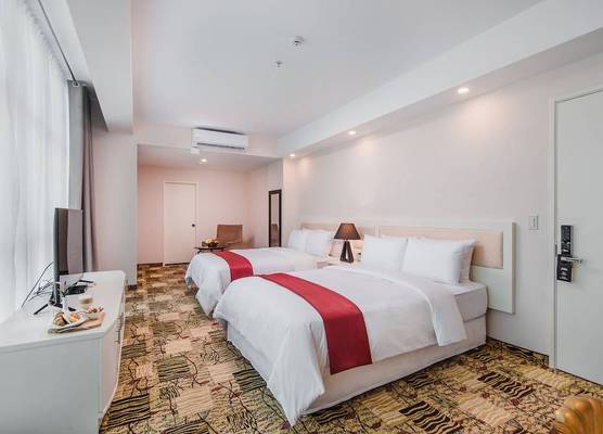 Nobility Grand Hotel 1