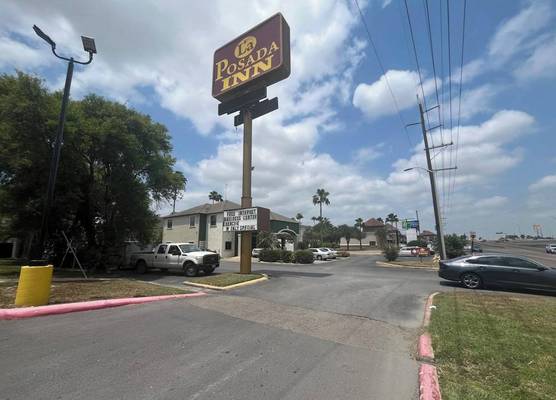 La Posada Inn By OYO Brownsville 1