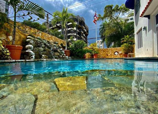 At Wind Chimes Boutique Hotel 1