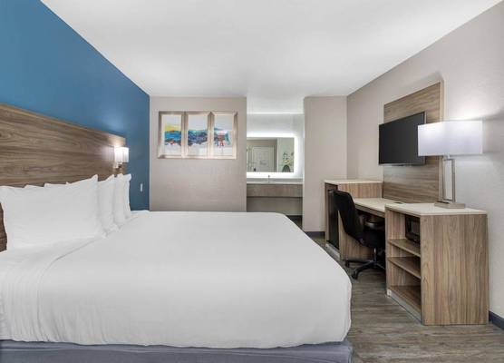 SureStay Hotel by Best Western Spring North Houston 1