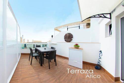 Sunsands Atico playa76 Carihuela 1