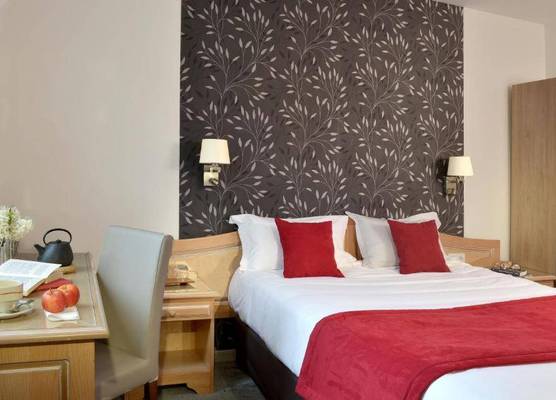 Logis Hotel Le Continental 1