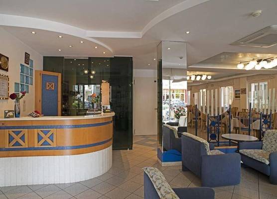 Hotel Adria B&B - Colazione fino alle 12 1