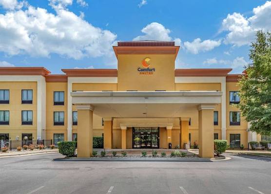 Comfort Suites Clayton - Garner 1