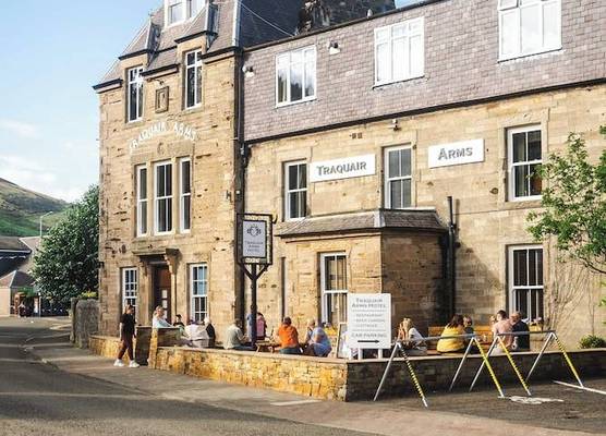 Traquair Arms Hotel 1