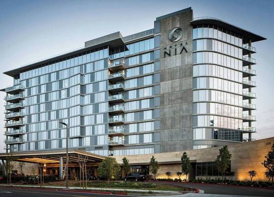 Hotel Nia, Autograph Collection 1