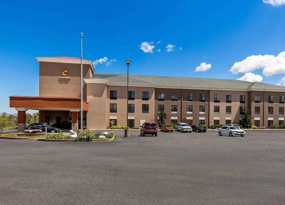 Comfort Suites Edinboro 1