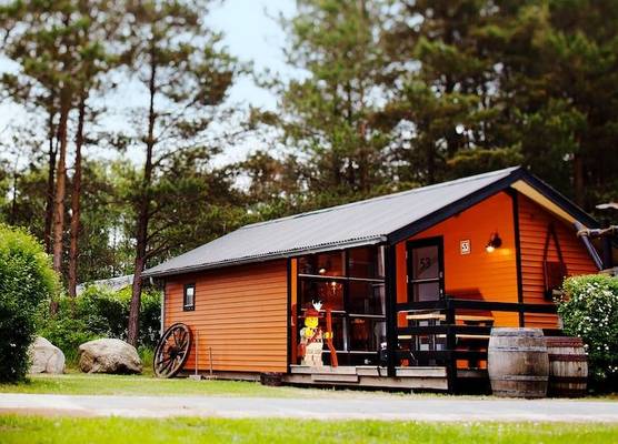 LEGOLAND Wild West Cabins 1