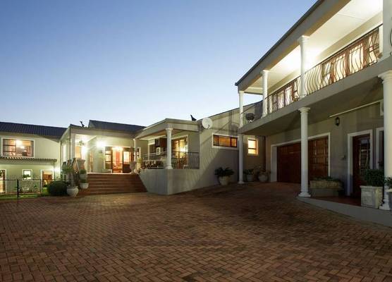 Sea Whisper Guest House 1