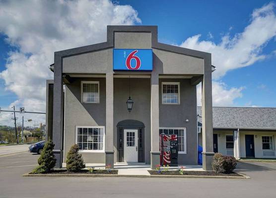 Motel 6 Washington, PA 1