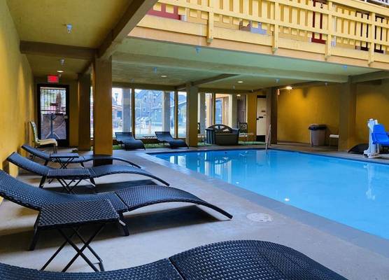 The Aqua Pacific Hotel 1