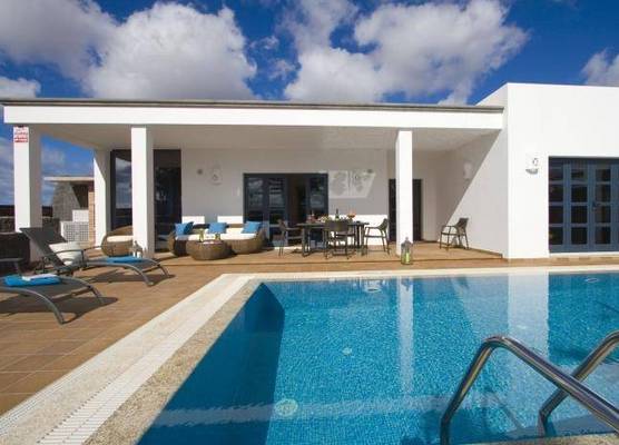 Villas Mamma Mia pool heat Private & Jacuzzi 1