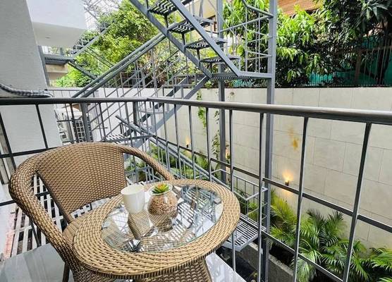 Stay near - Hotel near me Gurgaon 1